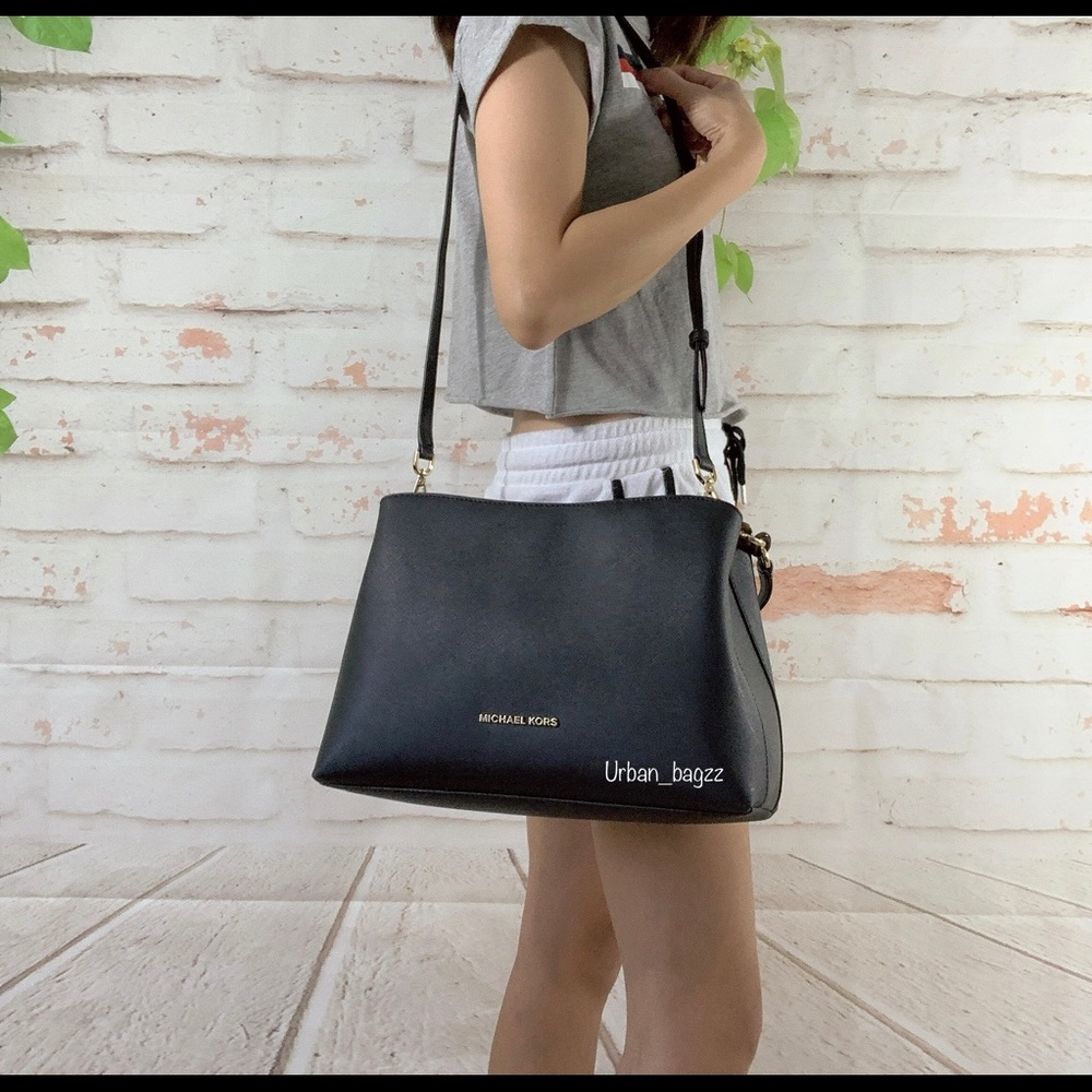 Michael Kors Sofia Large Satchel - Picture 6 of 8